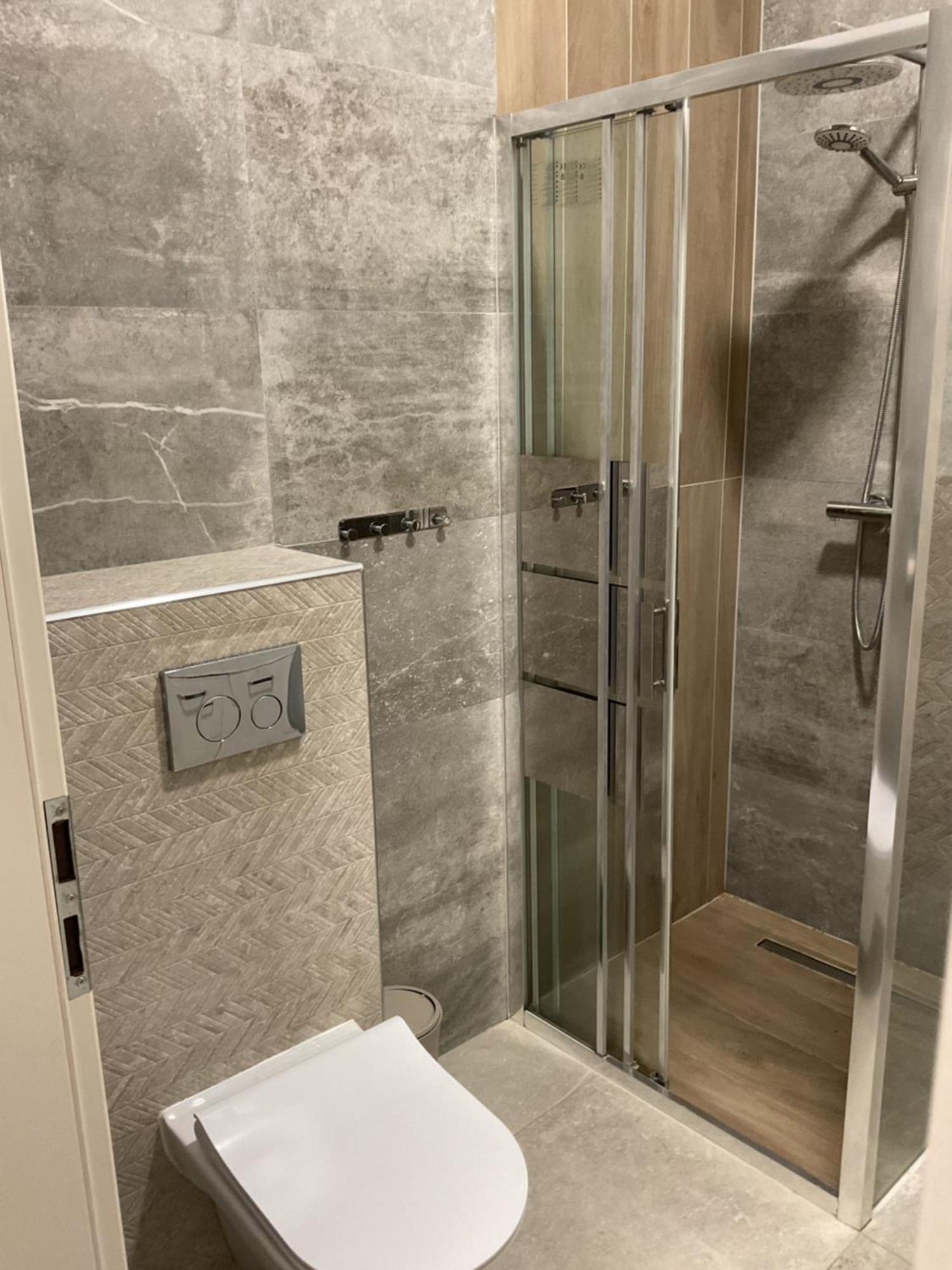 Omorika Na Zamkowej Apartman Krakkó Kültér fotó