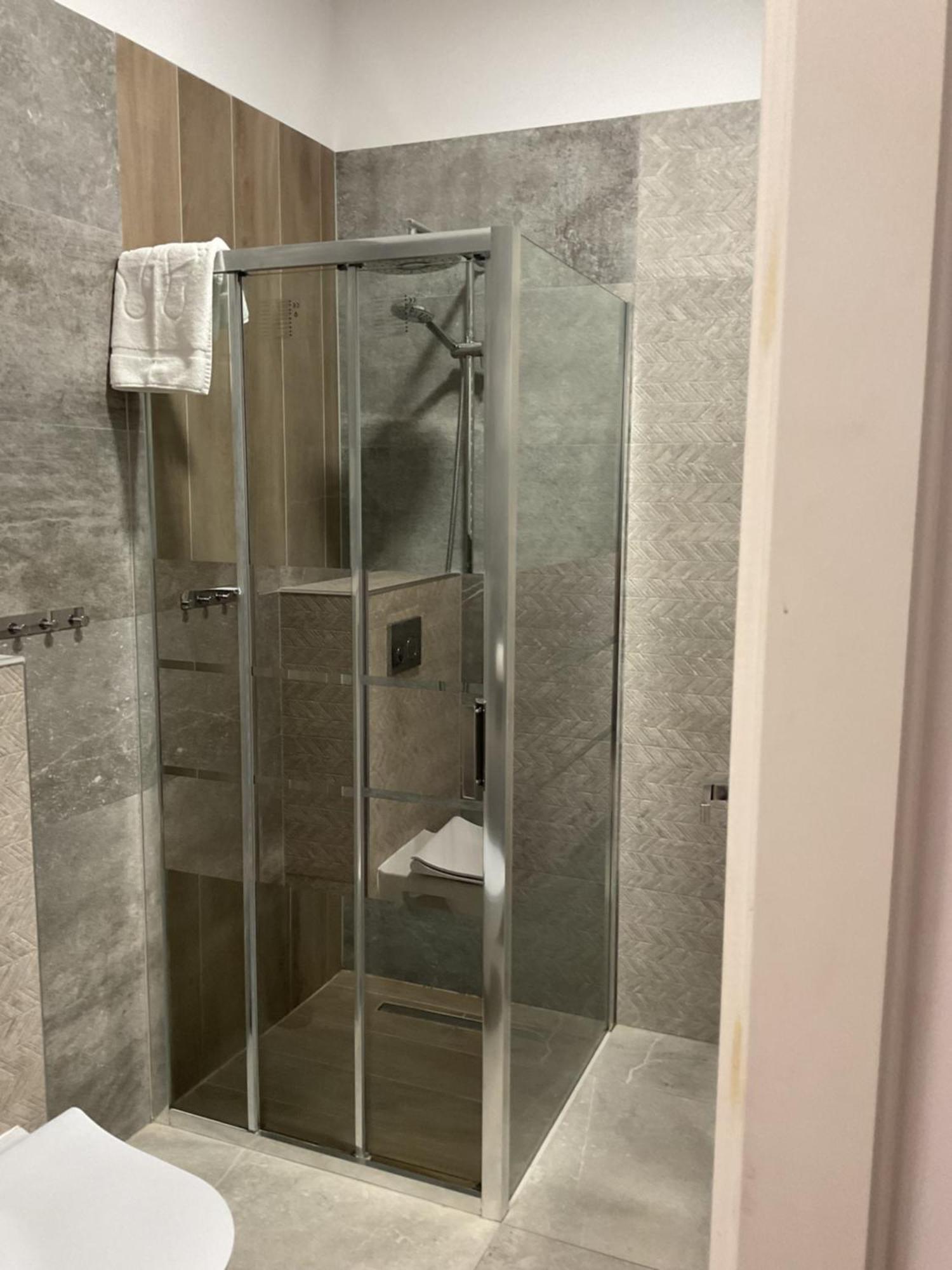 Omorika Na Zamkowej Apartman Krakkó Kültér fotó